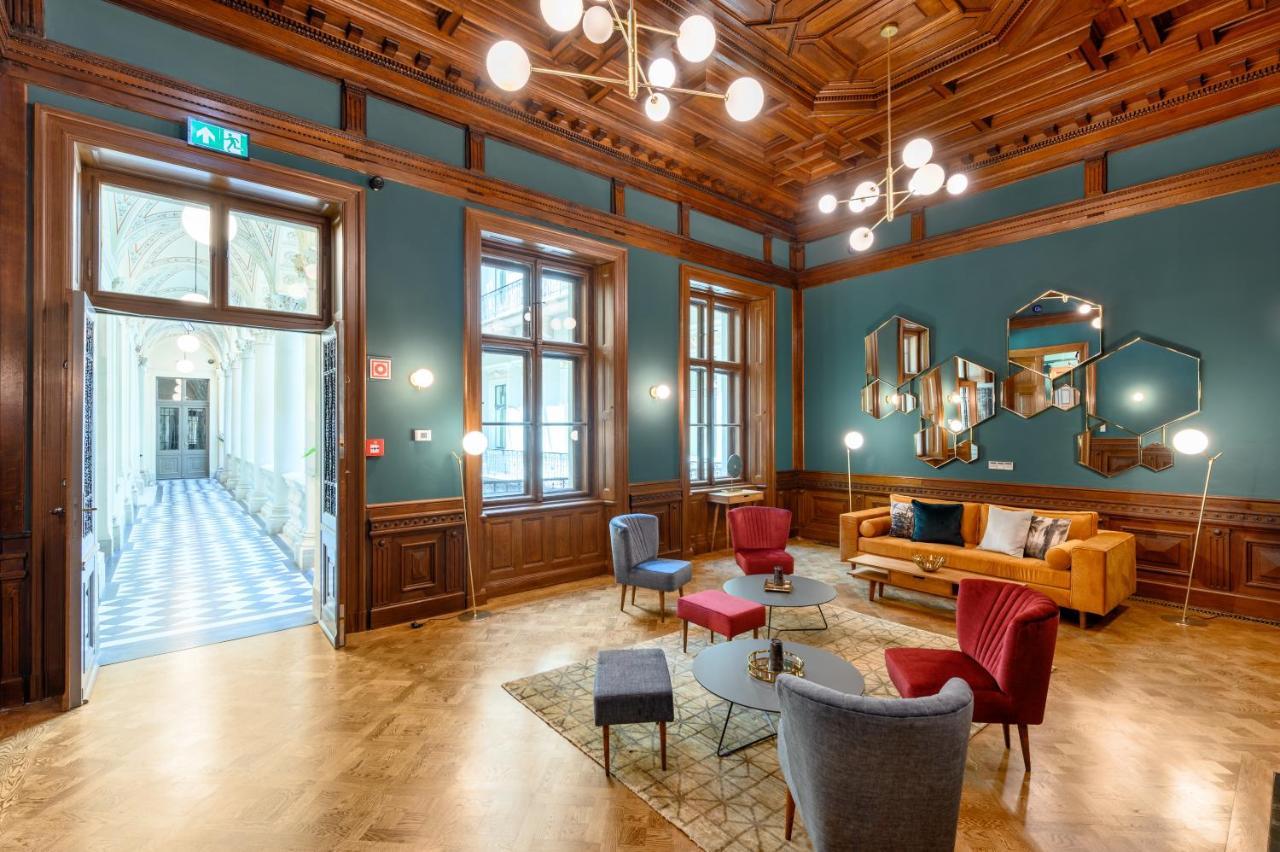 Hotel Oktogon Haggenmacher By Continental Group Budapeste Exterior foto