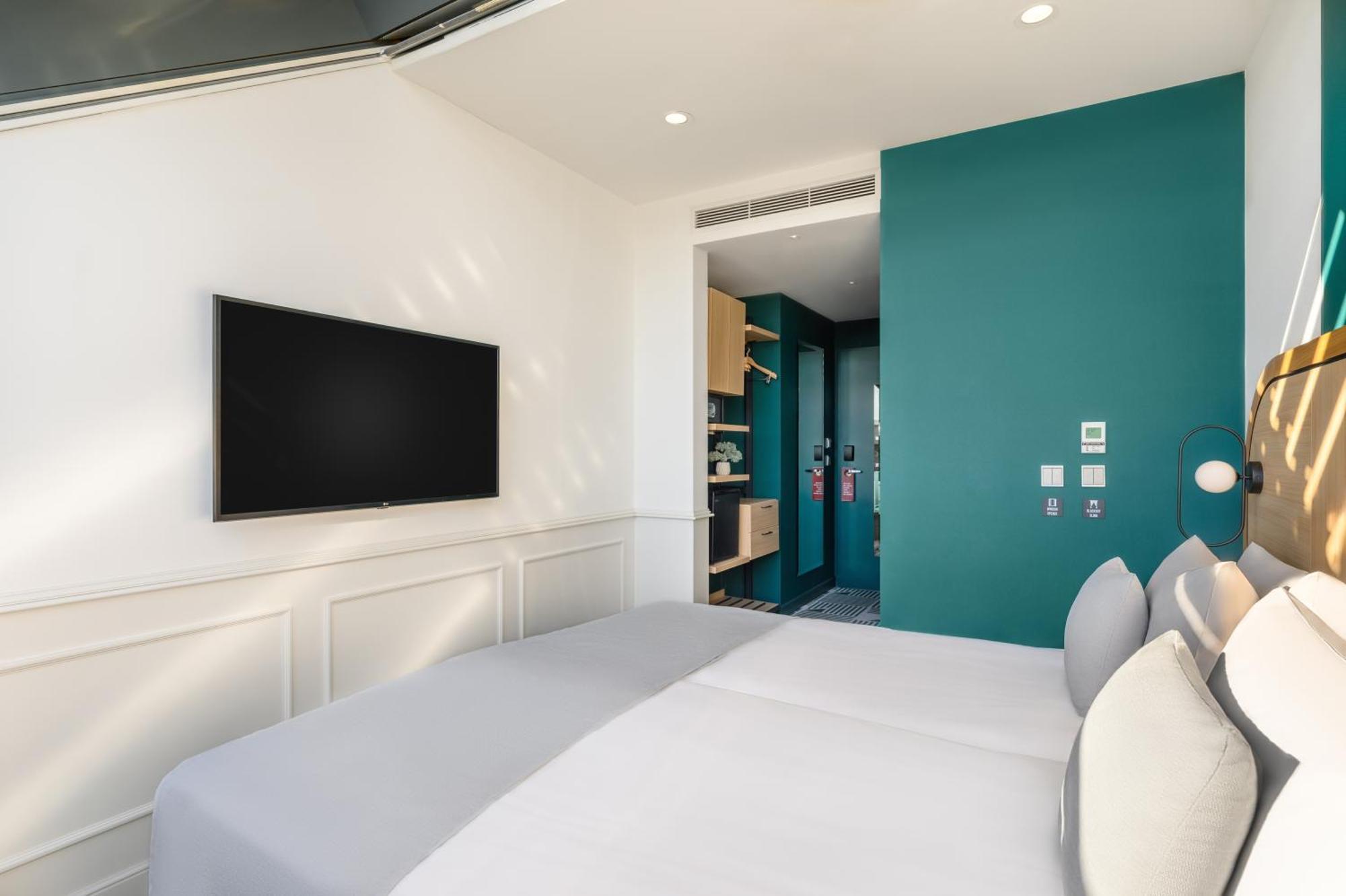 Hotel Oktogon Haggenmacher By Continental Group Budapeste Exterior foto