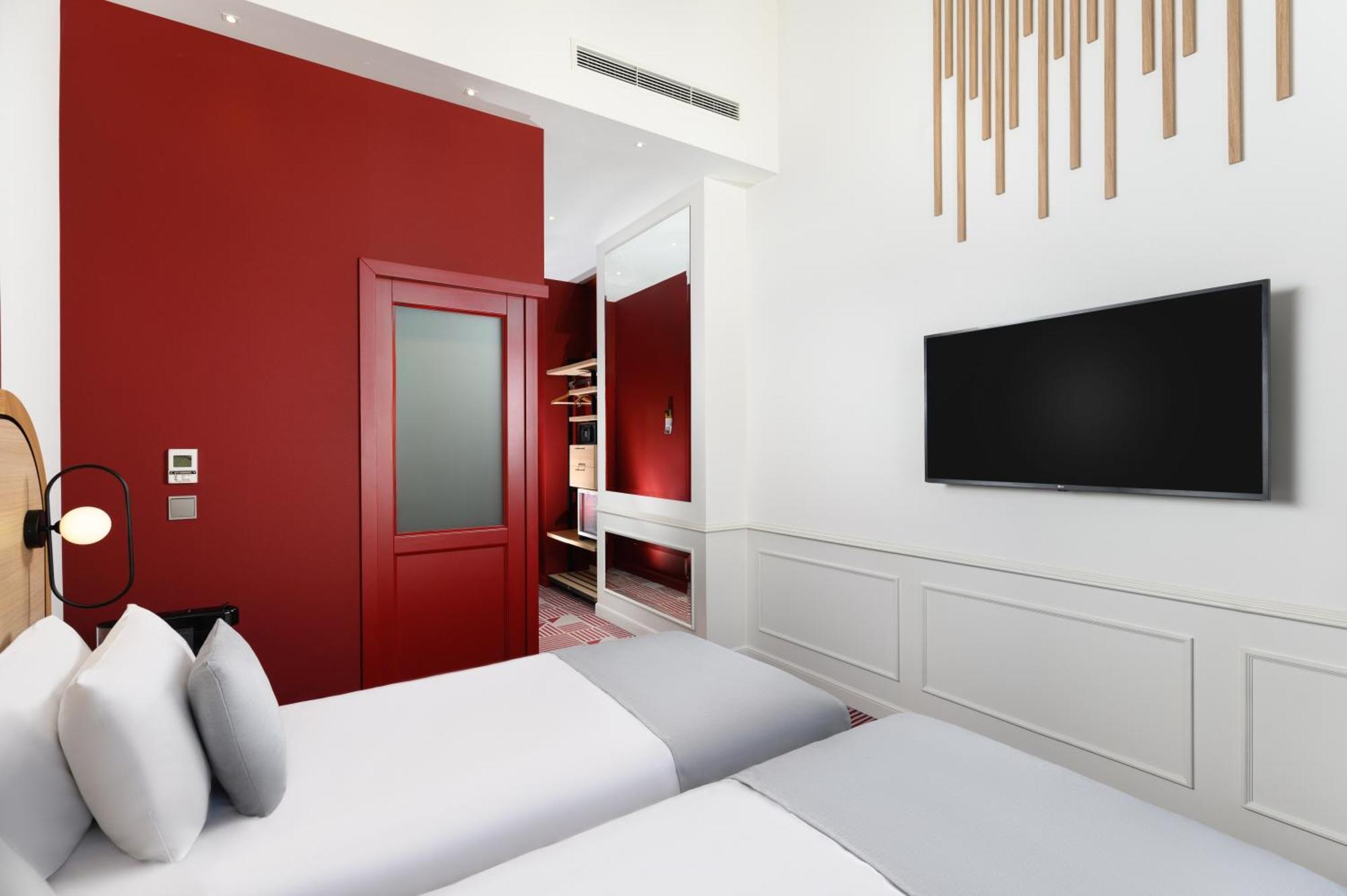 Hotel Oktogon Haggenmacher By Continental Group Budapeste Exterior foto